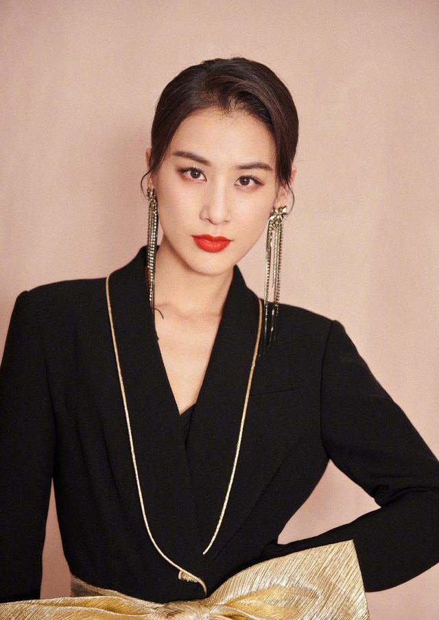 乘风破浪的姐姐|盘点《乘风破浪的姐姐》30位姐姐中，颜值最高的top3！