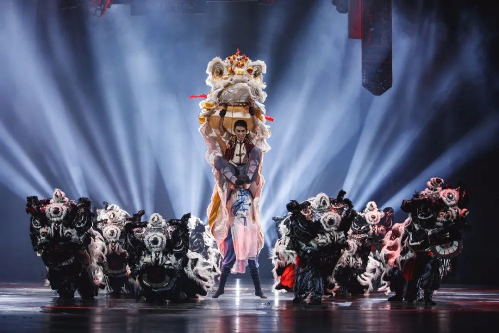 艺术节|半年了，我终于可以看演出，也等到了一起的那个人