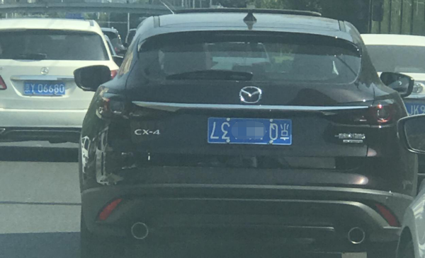 |热心网友“火眼金睛”举报交通违法，警方：都处理了