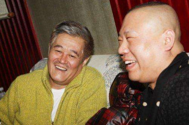 王小利|王小利丢“刘能”角色，因沉迷直播不听劝？还是郭德纲有先见之明