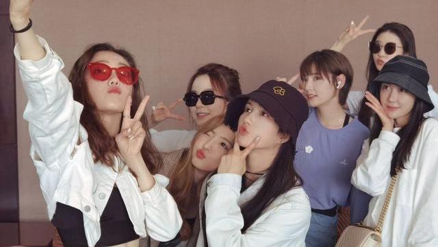 the nine|THE9前景如何？原经纪公司能给她们什么样的个人资源？