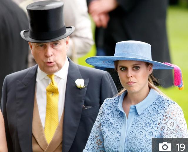 婚礼|无惧疫情和老爸丑闻，英国公主举行最低调皇室婚礼成2岁娃继母