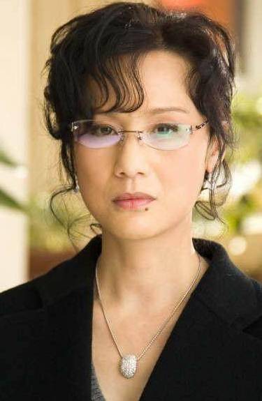 63岁女演员李建群去世!她在古装剧的服饰造诣,远超现在的清宫戏