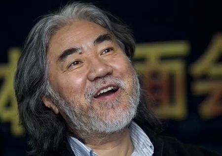 张纪中|张纪中灿烂情史：20岁结婚，44岁再婚小15岁娇妻，56岁花3亿离婚