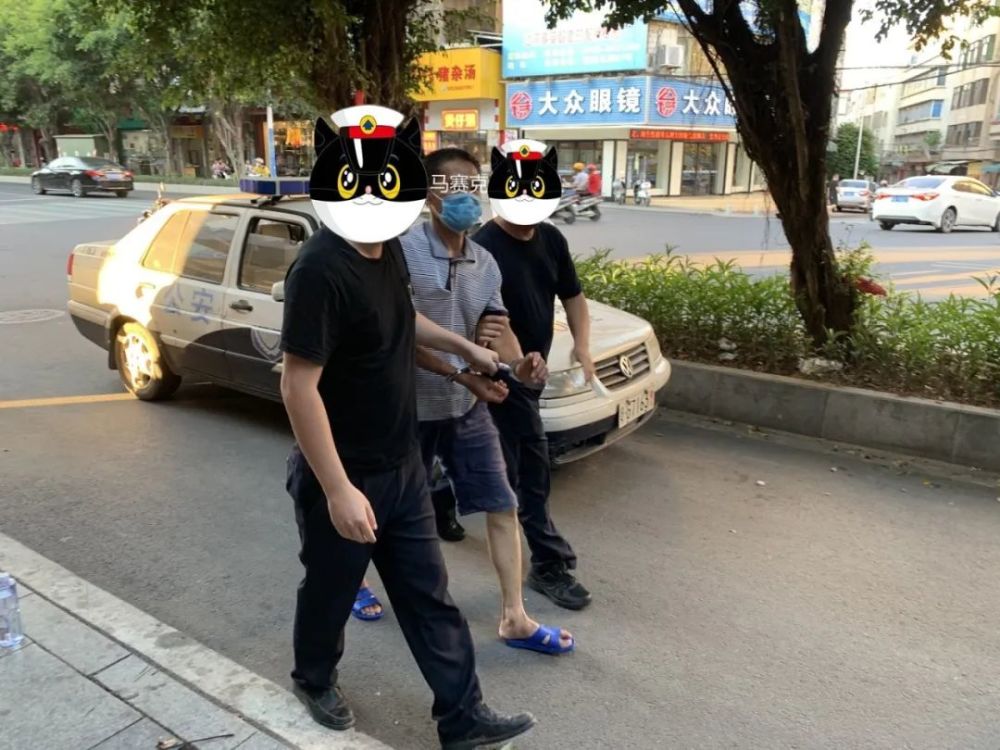 民警押解王某玉指认现场