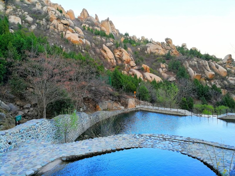 凤凰岭自然风景区|北京又一景区走红，清凉避暑被誉“城市绿肺”，距故宫1小时车程