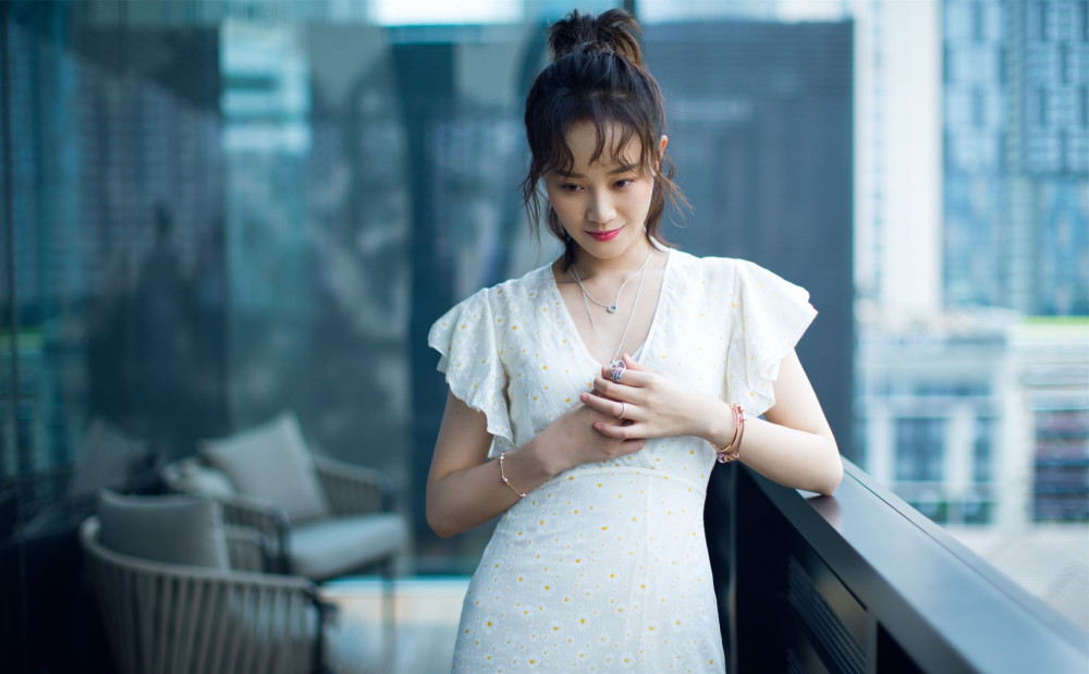 吴昕|真为蓝盈莹不值！吴昕所为和郑爽如出一辙，粉丝还好意思辩驳