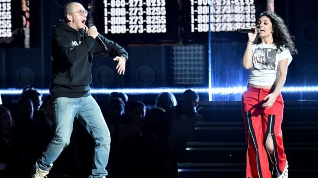 乐坛|说唱歌手Logic宣布退出乐坛，在家安心做爸爸，狂晒儿子萌照