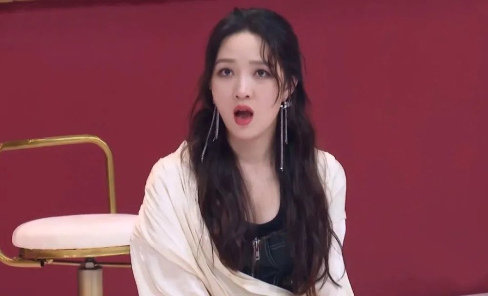 乘风破浪的姐姐|《乘风破浪的姐姐》组队比公演还精彩，垫底对孟佳来说不算亏！