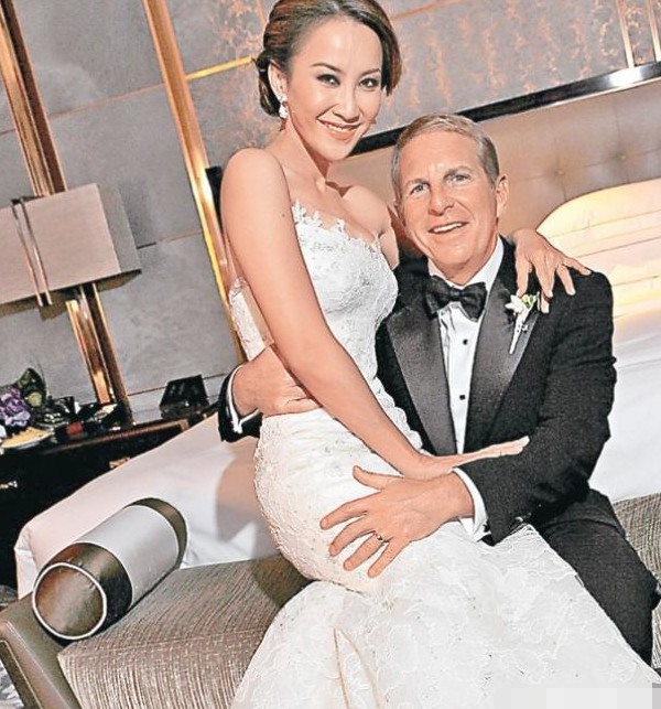 李玟|李玟神隐5天后，正面回应婚变疑云：仍在被爱与爱中！