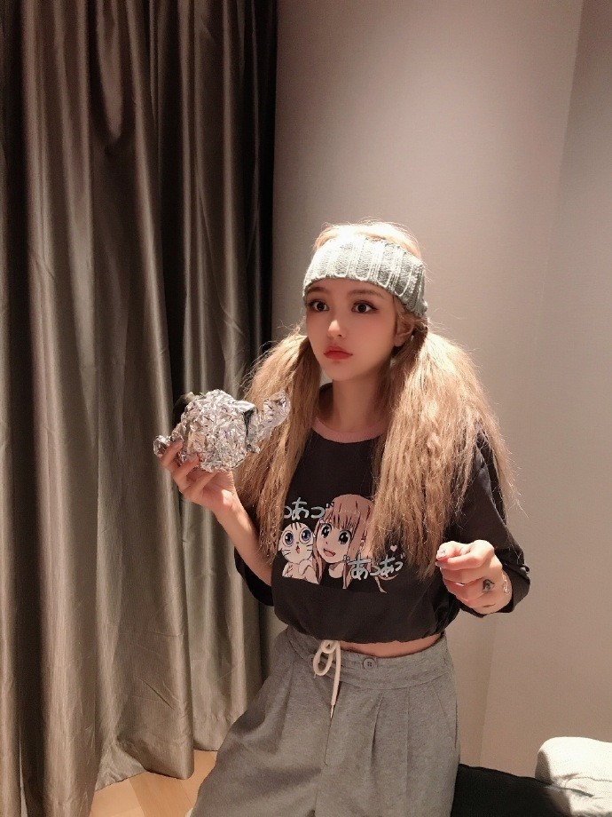 周扬青|要复合？罗志祥晒照戴周扬青同款情侣表，女方发文：我今天很开心