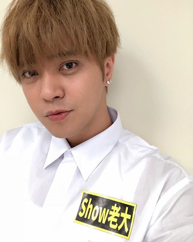 周扬青|要复合？罗志祥晒照戴周扬青同款情侣表，女方发文：我今天很开心