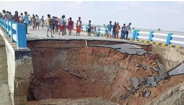 印度_社会|印度历时8年所建成大桥被冲垮，刚完工1个月，耗资26亿卢比