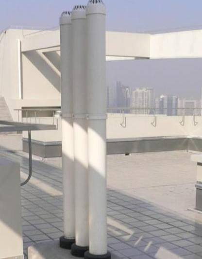 媳妇为了露台买顶楼装修改造露在外面管道排气孔时别忘这些事