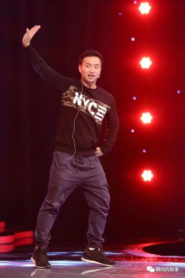 广场舞王子王广成二彩排