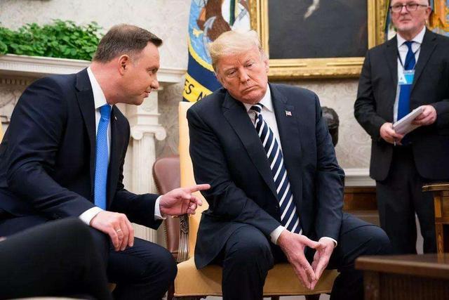 美国_军事|美国的行动越来越使人想起战前的希特勒德国，而波兰欢欣鼓舞