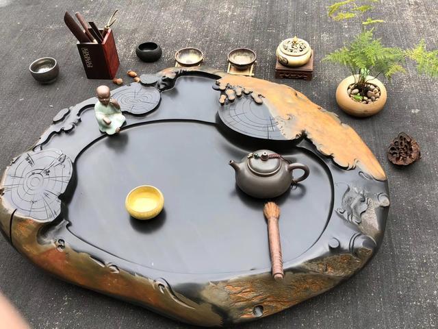 雕刻|门口的2块石头放了好久，却被朋友拉去雕成茶盘，帮我看看亏了没