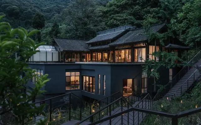 在青城山这家民宿的过个周末,又有了"回城搬砖"的动力!