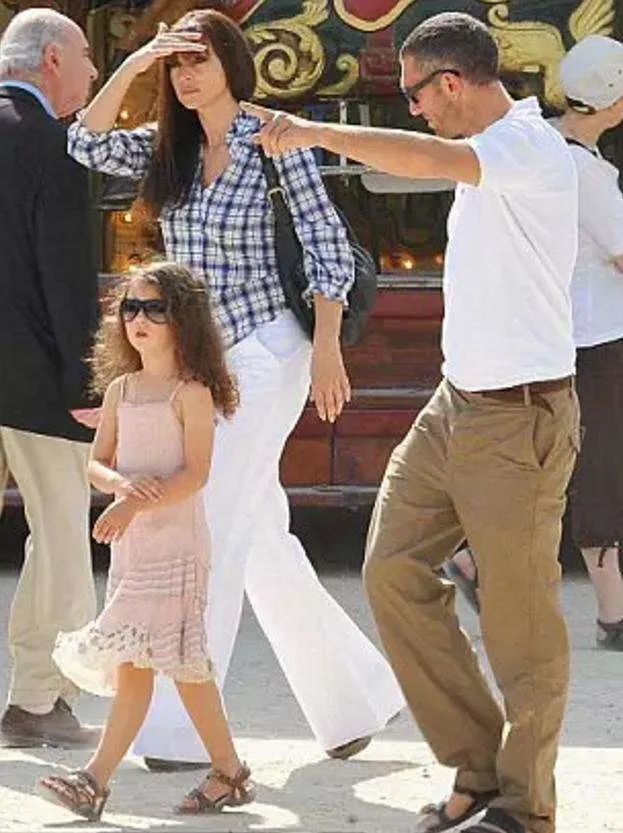 莫妮卡·贝鲁奇|世界最美星二代出道！16岁身高180、颜值逆天，网友：想娶！