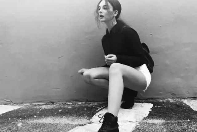 莫妮卡·贝鲁奇|世界最美星二代出道！16岁身高180、颜值逆天，网友：想娶！