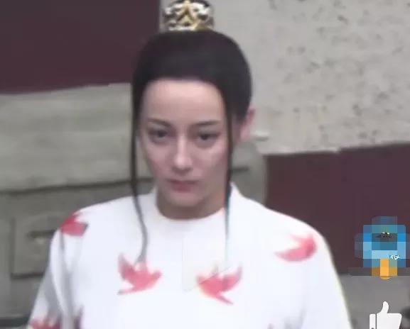 迪丽热巴|迪丽热巴最新采访状态差，半年连扑两部剧压力太大？