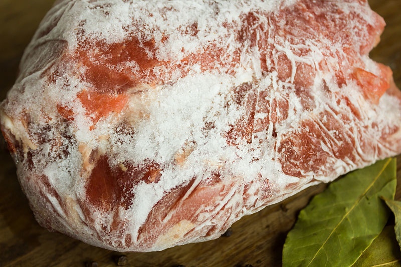 冻肉解冻别用水泡教你2绝招解冻速度快几倍简单实用