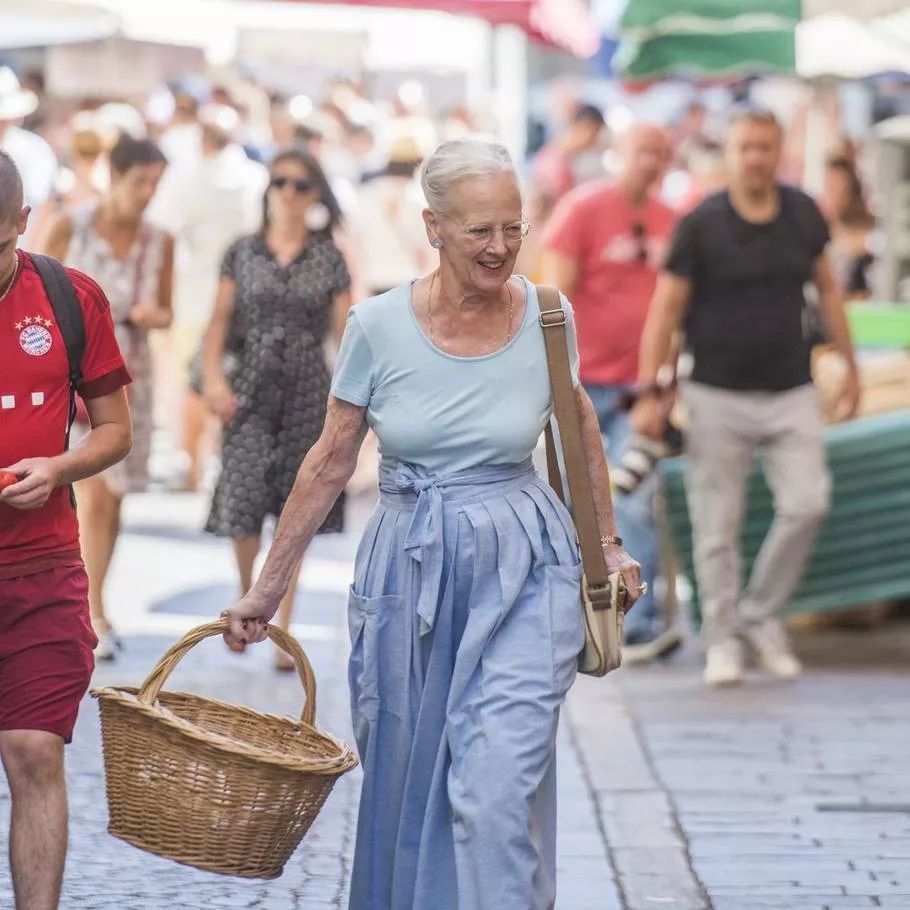 玛格丽特二世|一个女人，貌美、有钱、权势倾天，却活成这样……