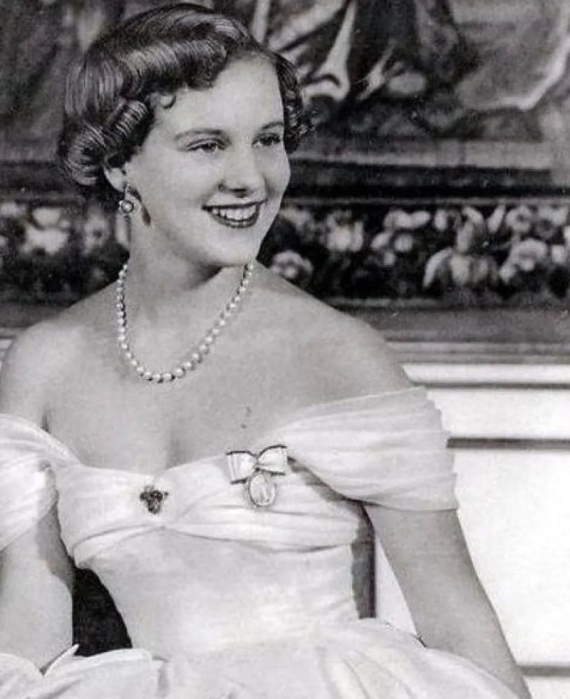 玛格丽特二世|一个女人，貌美、有钱、权势倾天，却活成这样……