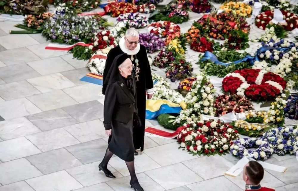 玛格丽特二世|一个女人，貌美、有钱、权势倾天，却活成这样……