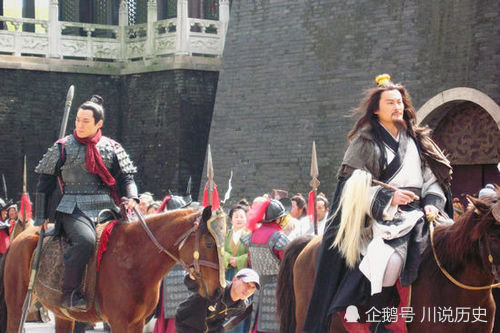 史进|不成器的九纹龙：耳根软，傻大胆，不识人