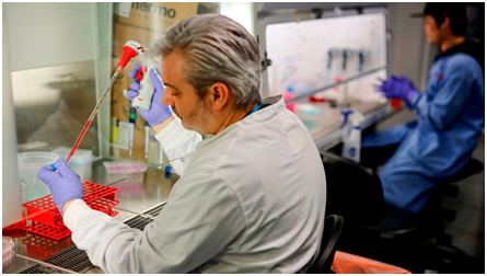 罗宾·沙托克|美国不可信！为防美国限制疫苗出口，英国敦促研发人员在本国生产