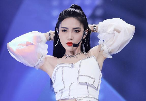 snh48|SNH48一期生共26人，现在还有多少人在丝芭传媒？