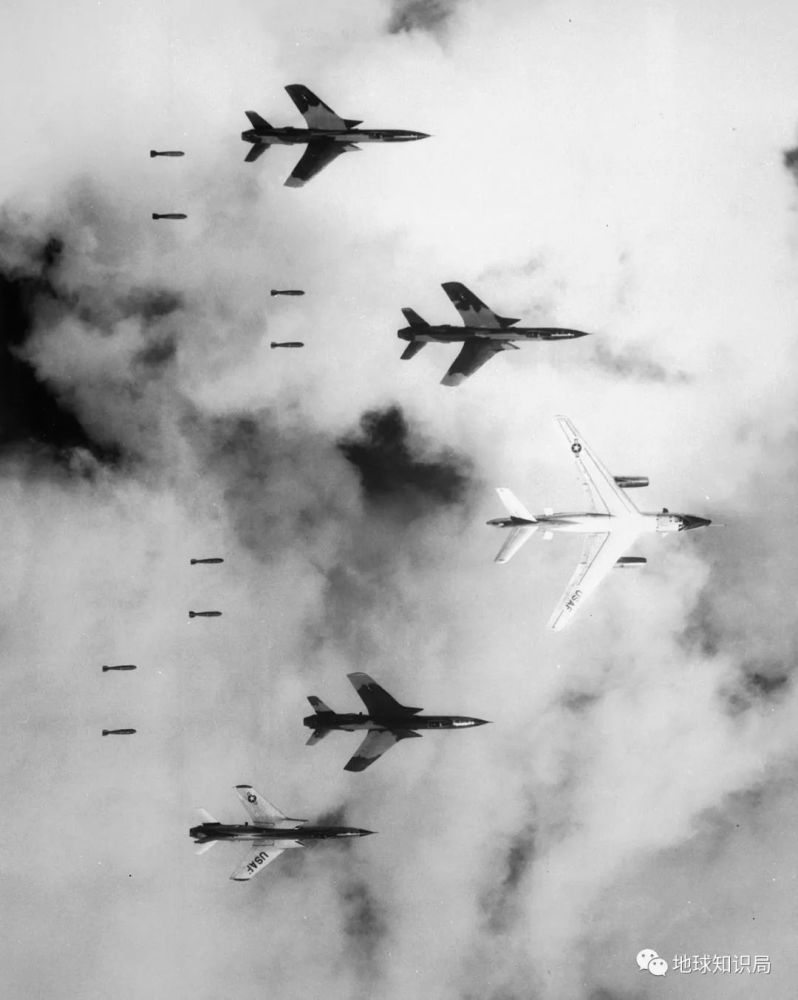 地雷|柬埔寨，一个踩在地雷上的国家