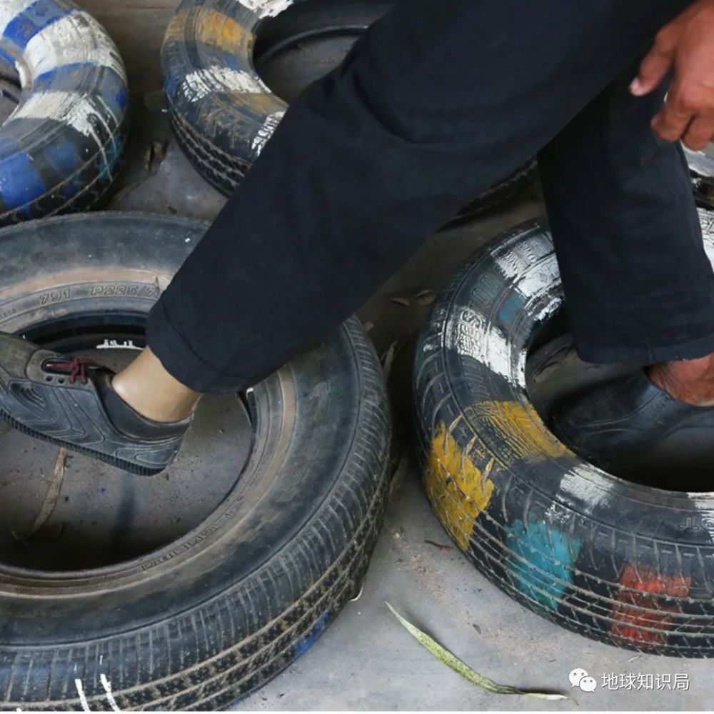 地雷|柬埔寨，一个踩在地雷上的国家