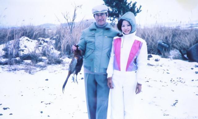 何鸿燊|赌王四位太太：二太精明，三太温婉，四太痴情，原配黎婉华一直被误会