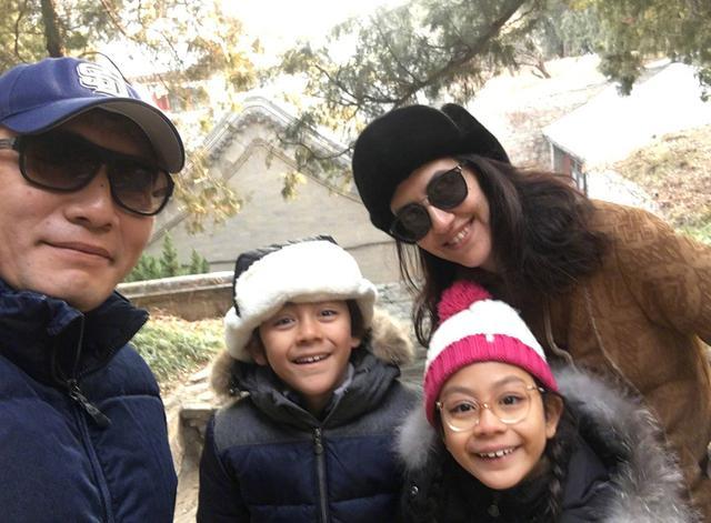 安娜伊思·马田|刘烨妻子安娜近照憔悴，骨瘦如柴大病初愈？身姿依旧绰约