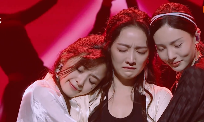 浪姐|《浪姐》三公排练孟佳组心态已崩，能否逆风翻盘，这点很重要