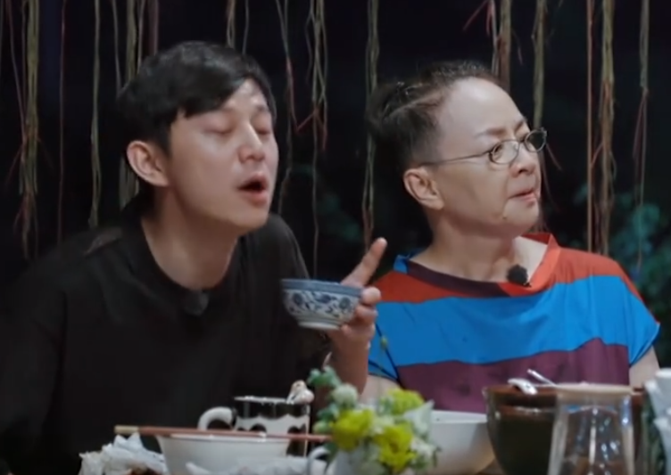宋丹丹|《向往4》心动嘉宾回归，宋丹丹陈赫爆笑交流，让何炅喝水被呛到