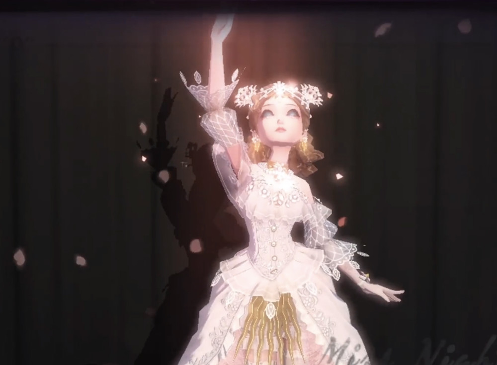 第五人格:贝拉夫人刚曝光,十三娘就被嫌弃,官方决定优化十三娘