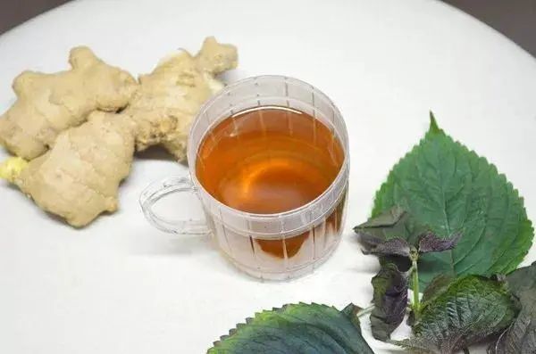 三伏天养胃正当时少碰2物多饮3水做4件事胃会越来越好
