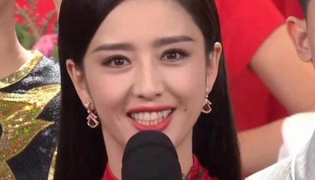 王一博|王一博主持金鹰电视节，是否有资格，答案早在《天天向上》里