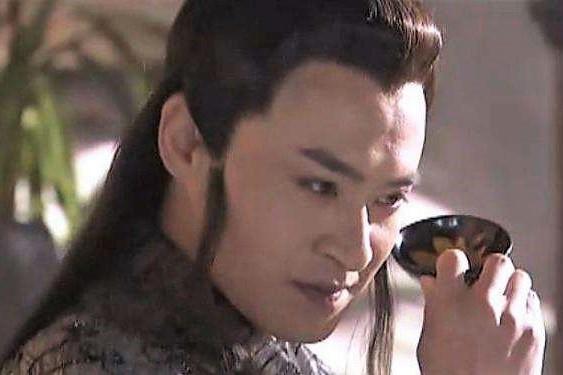 金庸|金庸先生笔下，有六位所谓的高手，表现得却名不符实