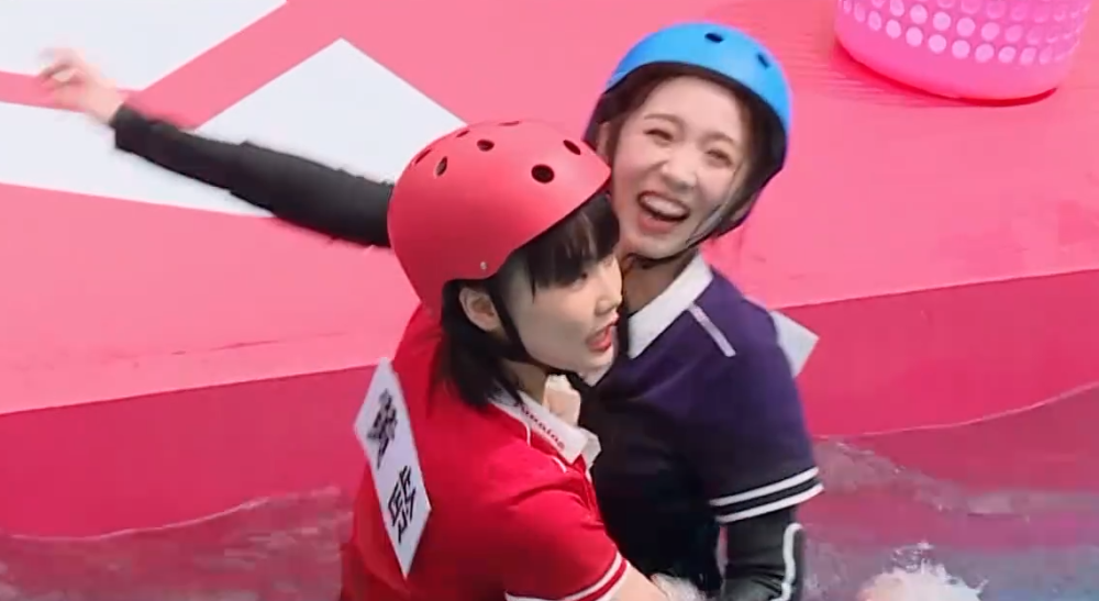 奔跑吧兄弟|下期未播先火！跑男迎来史上唯一一位不怕指压板的嘉宾，全场呆住