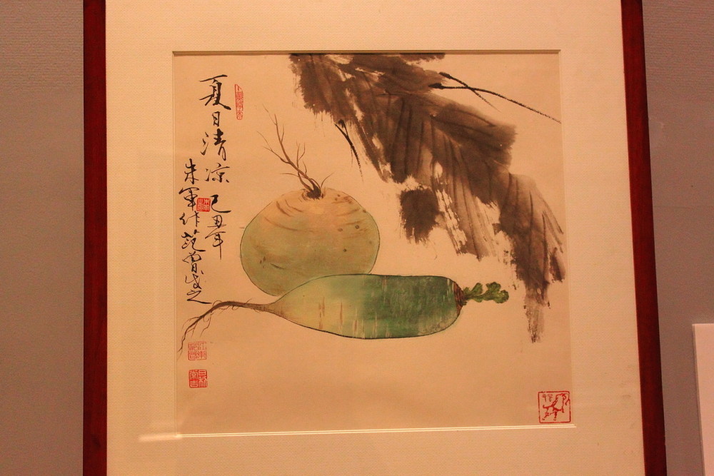 朱军|朱军绘画作品价值130万，师傅范曾题字，算不算强强联手？