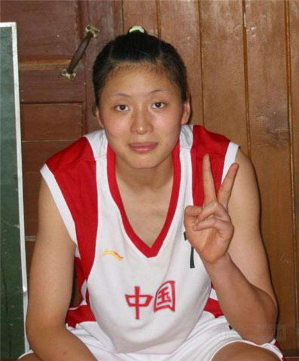 年轻照曝光,瞬间懂了