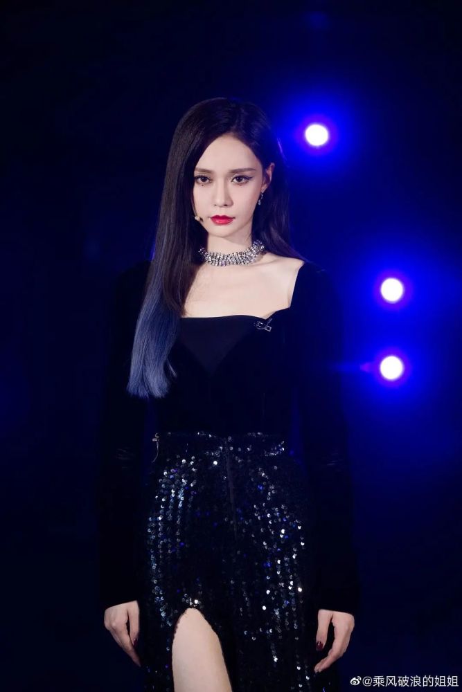 伊能静|伊能静风评好转只用了两个字，撩男人套路让张雨绮也大呼服气