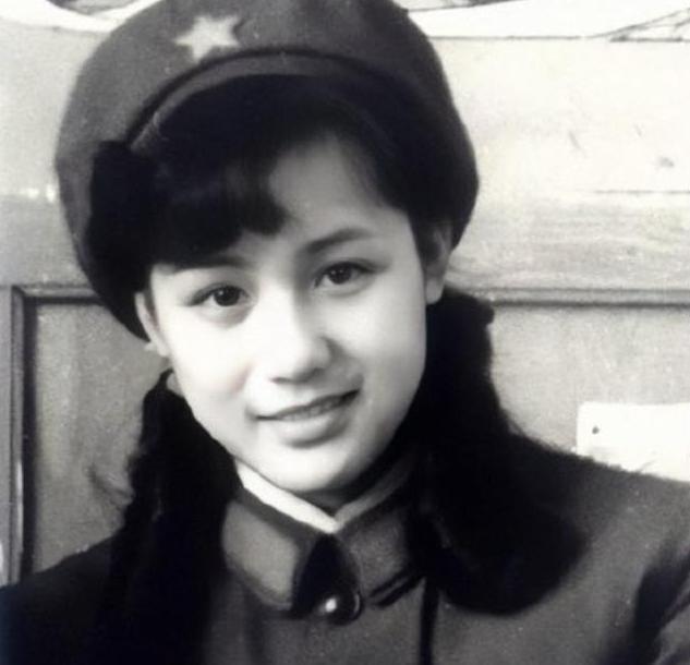 李建群|“容妃”李建群因病去世，与陈家林同居27年没名分，一生无子女