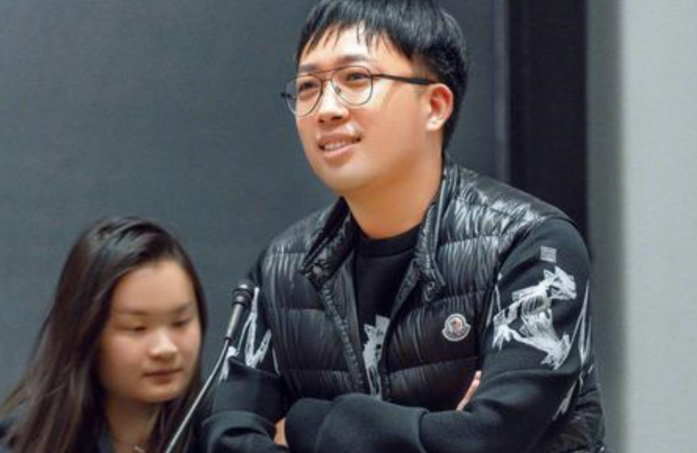 那江烟花那江雨|于正新剧某段镜头和《如懿传》一模一样，连群演姿势都是一样的！