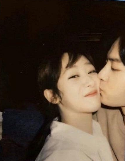 杨紫|肖战杨紫剧照提前公开？亲密戏像“假戏真做”，网友：心动了