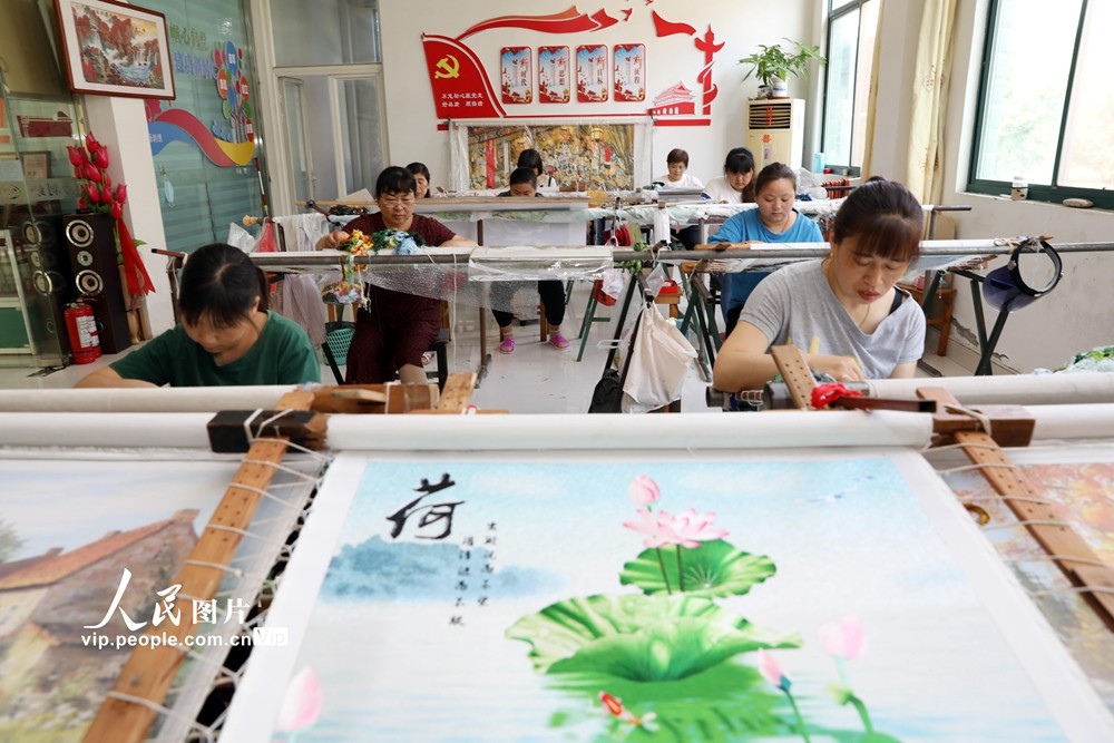 扬州|江苏扬州：一针一线绣出“致富路”
